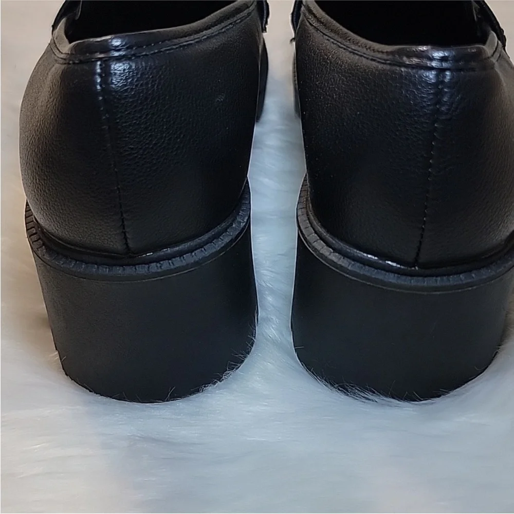 DOLCE VITA Black Neeka Lug‎ Loafer Chunky Heel Maryjane Sz 9 1/2 9.5 Preppy Fall